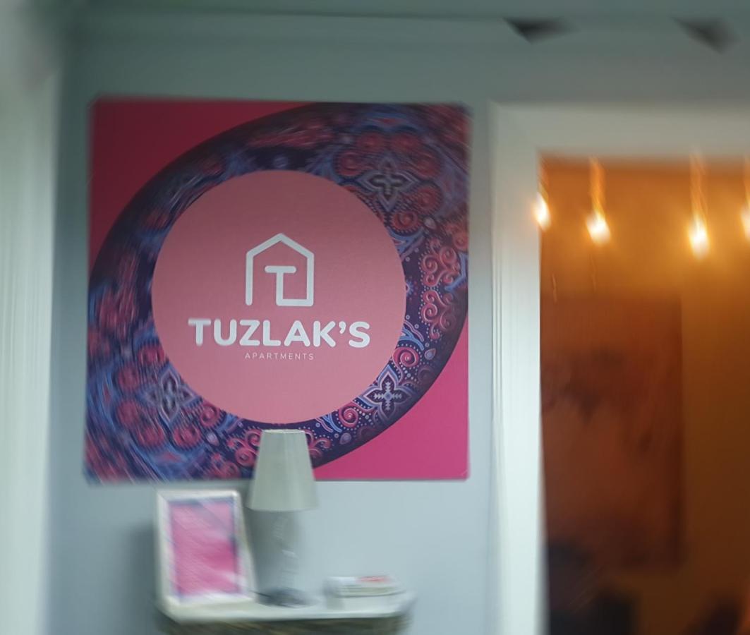 Spacious Tuzlaks Apartments Sarajevo Ferhadija Buitenkant foto
